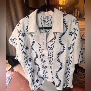 NWT Driftwood White Denim Camp Shirt with Navy Embroidery